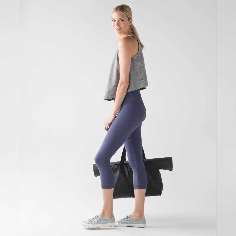 CLOSING JUNE 11!! RARE GREYVY Lululemon Align Crop - Picture 2 of 10